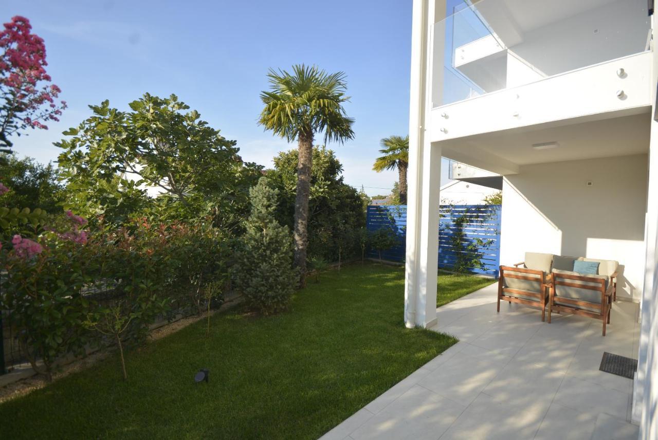 Lungomare Apartment *